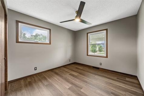 7405 Beverly Road SW Fairfax IA 52228