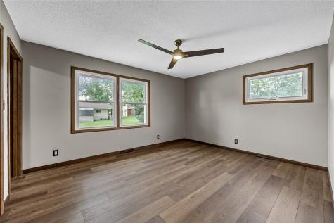 7405 Beverly Road SW Fairfax IA 52228
