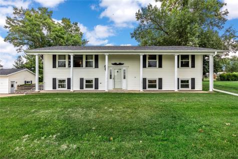 7405 Beverly Road SW Fairfax IA 52228