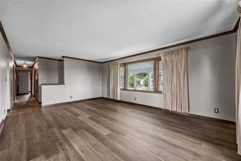 7405 Beverly Road SW Fairfax IA 52228