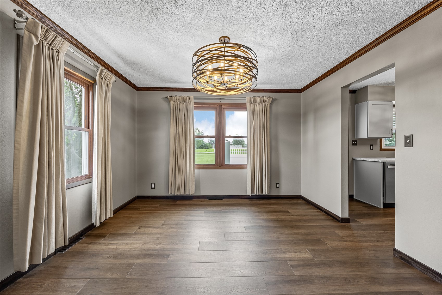 7405 Beverly Road SW Fairfax IA 52228