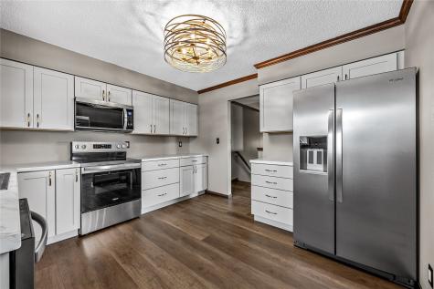 7405 Beverly Road SW Fairfax IA 52228