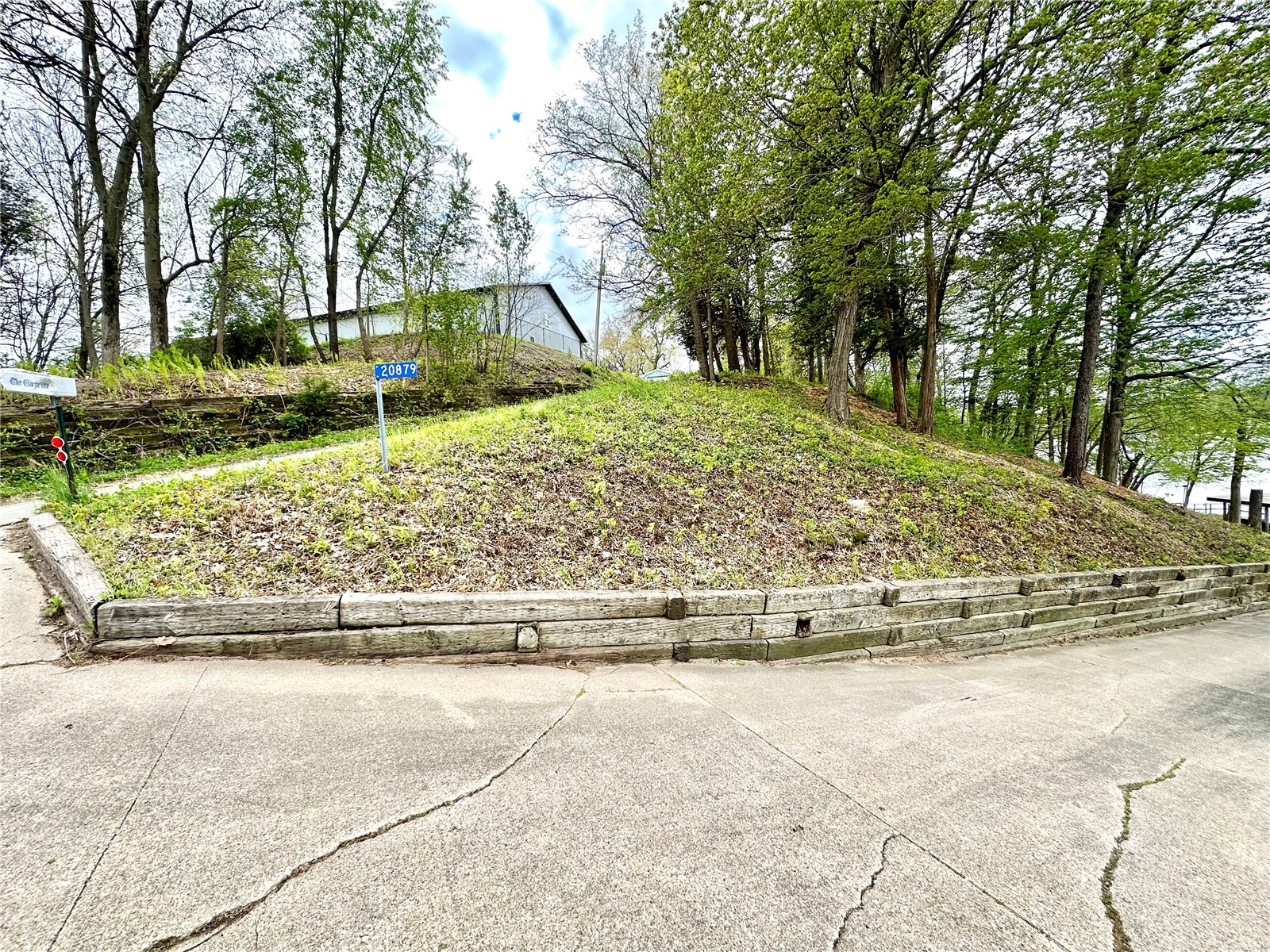 20879 263rd Street Manchester IA 52057