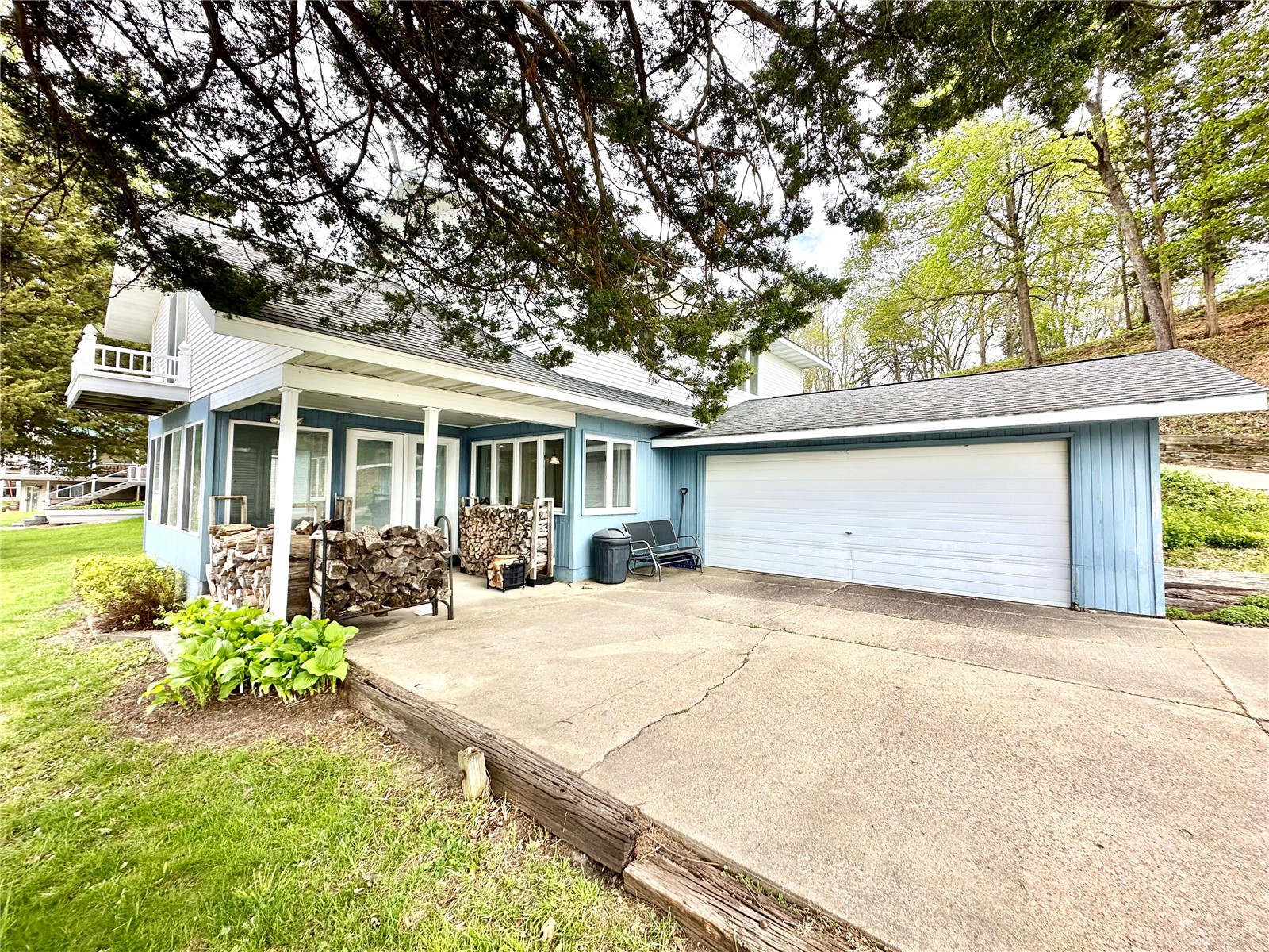 20879 263rd Street Manchester IA 52057