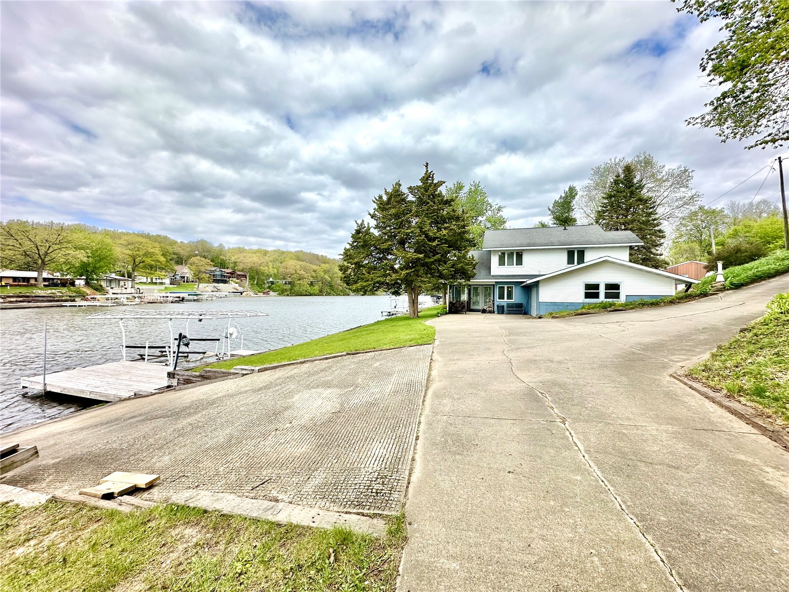 20879 263rd Street Manchester IA 52057