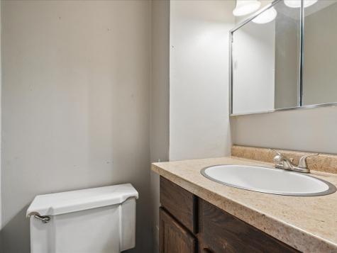 313 2nd Street NW Mt Vernon IA 52314