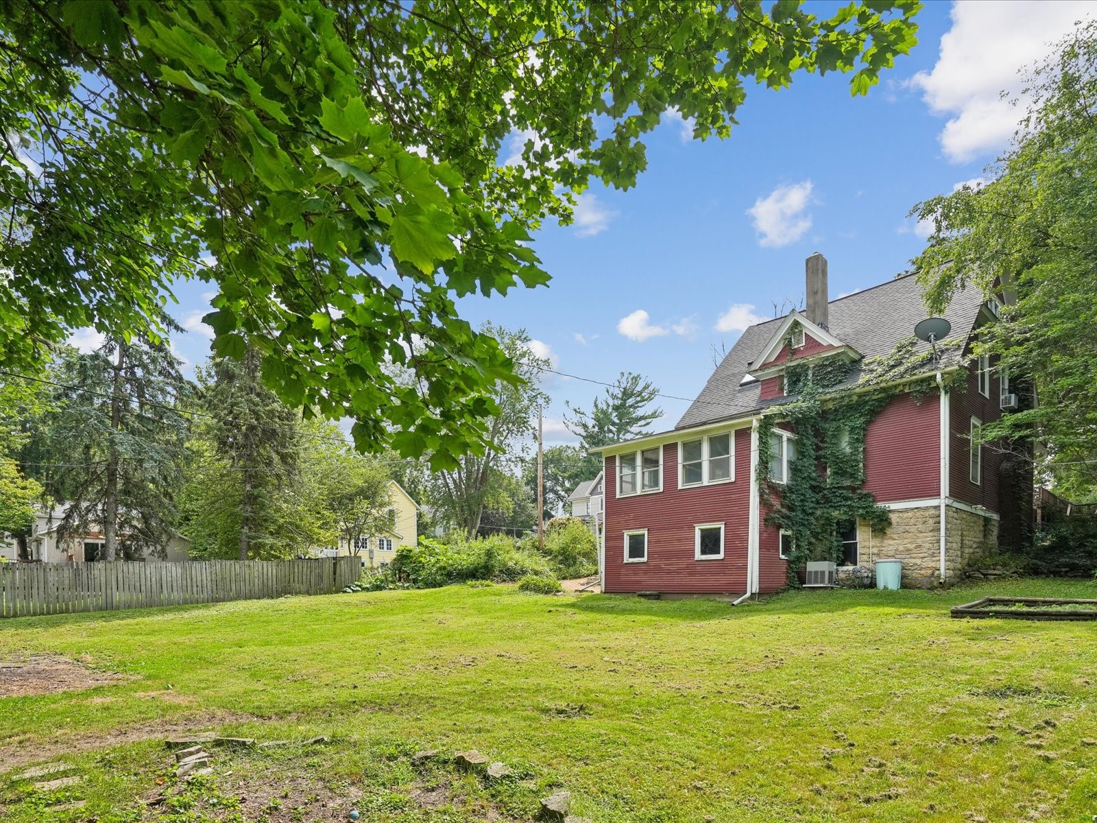 313 2nd Street NW Mt Vernon IA 52314