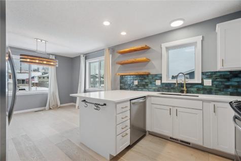 1620 Hillcrest Court Marion IA 52302