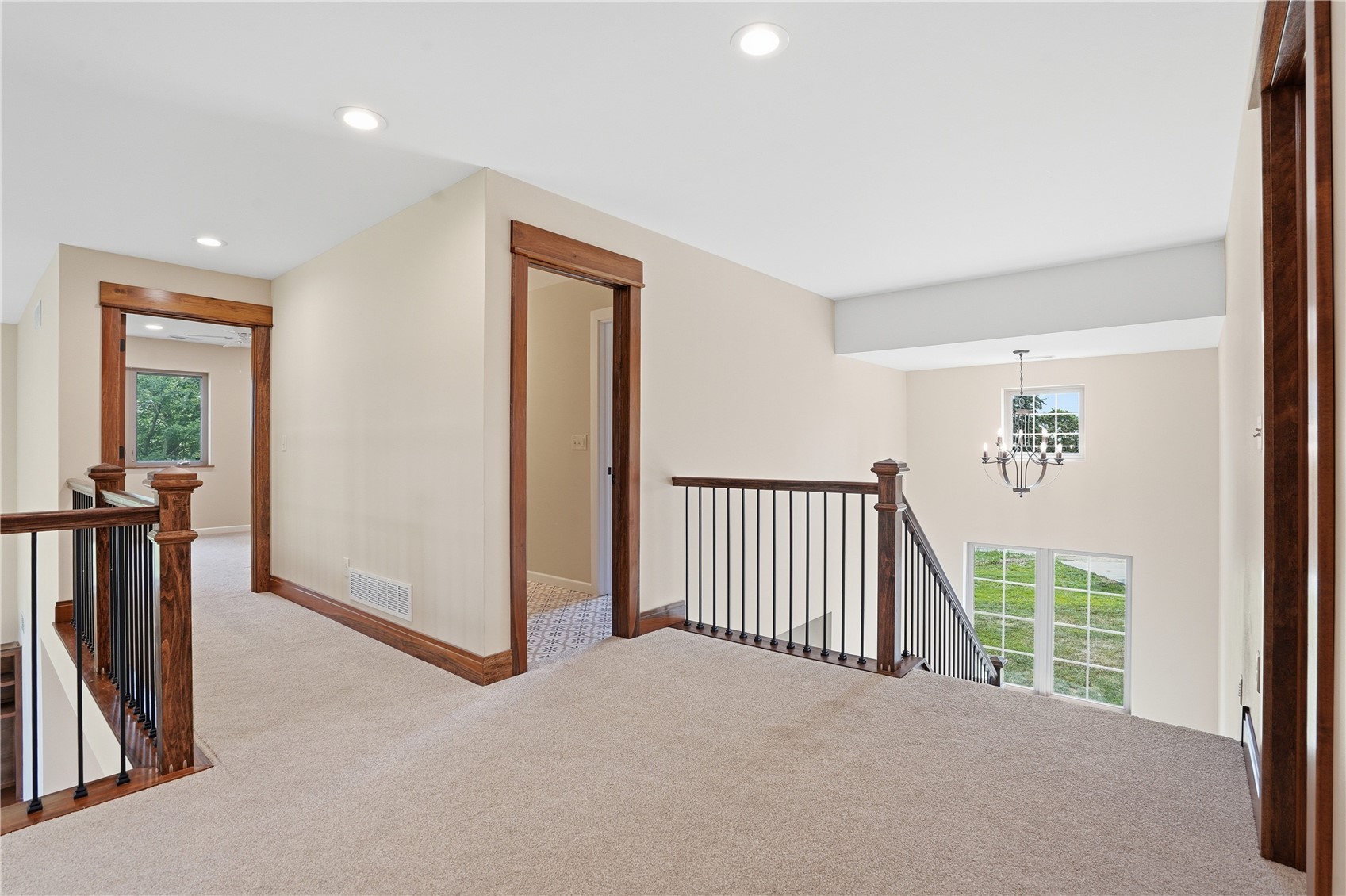 981 44th Street SE Cedar Rapids IA 52403