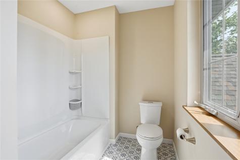 981 44th Street SE Cedar Rapids IA 52403