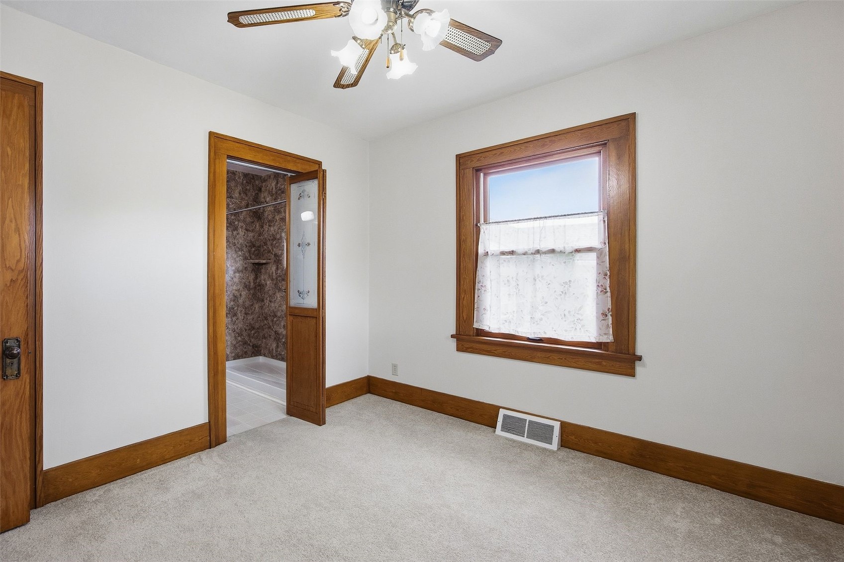 813 18th Street SE Cedar Rapids IA 52403