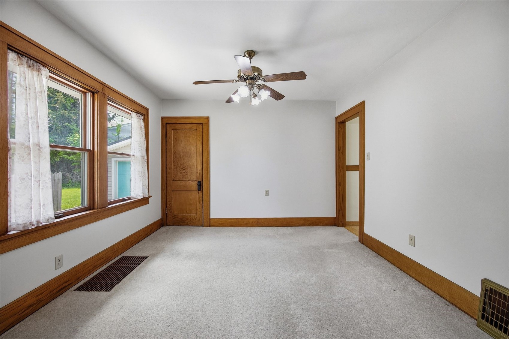 813 18th Street SE Cedar Rapids IA 52403