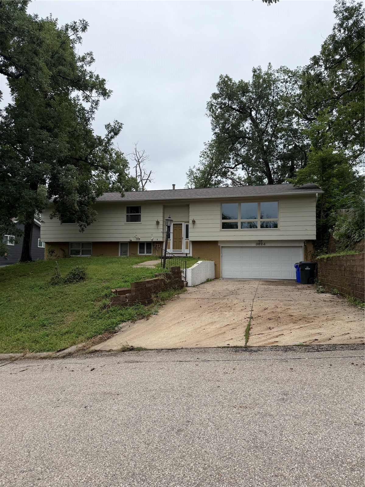 3624 Terrace Hill Drive NE Cedar Rapids IA 52402