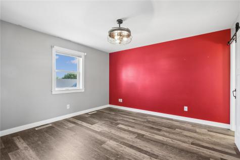 425 3rd Street SW Swisher IA 52338