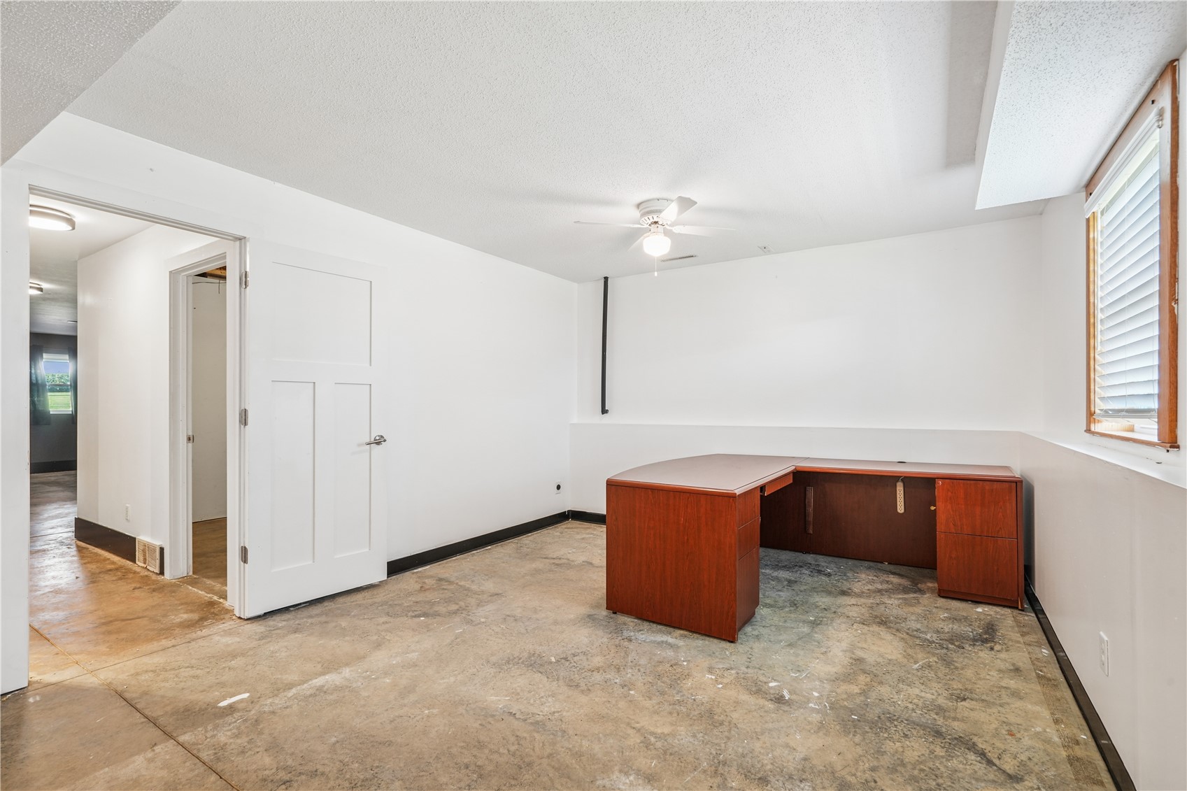 425 3rd Street SW Swisher IA 52338