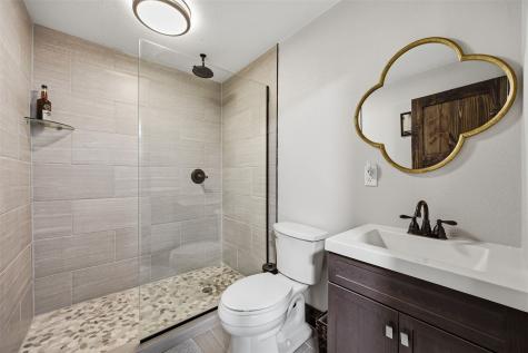 8201 218th Avenue Martelle IA 52305