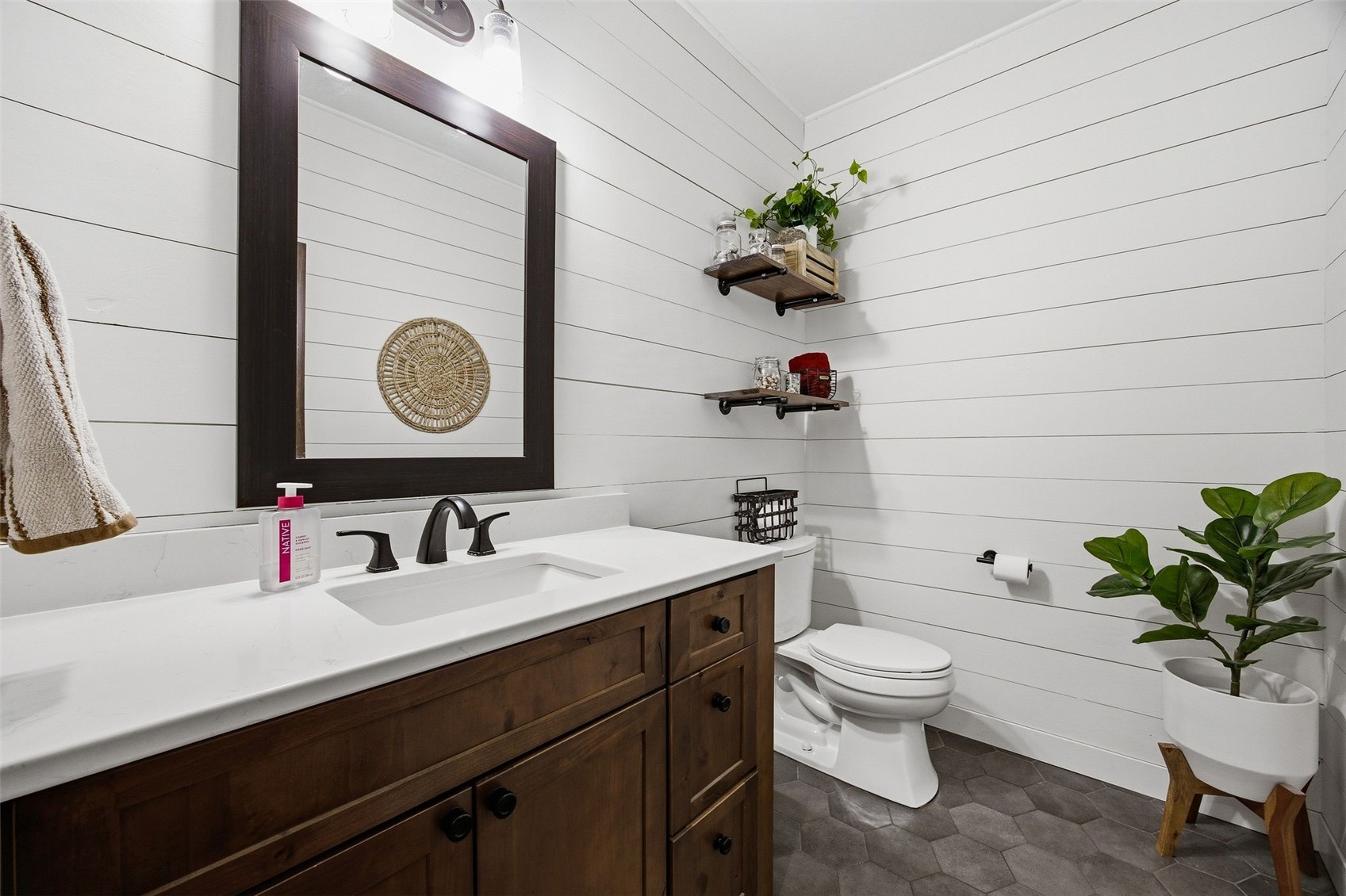8201 218th Avenue Martelle IA 52305