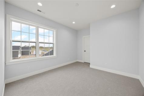 219 Meadows Field Drive NE Cedar Rapids IA 52402