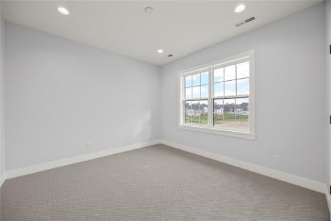 219 Meadows Field Drive NE Cedar Rapids IA 52402
