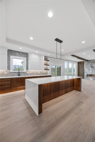 219 Meadows Field Drive NE Cedar Rapids IA 52402