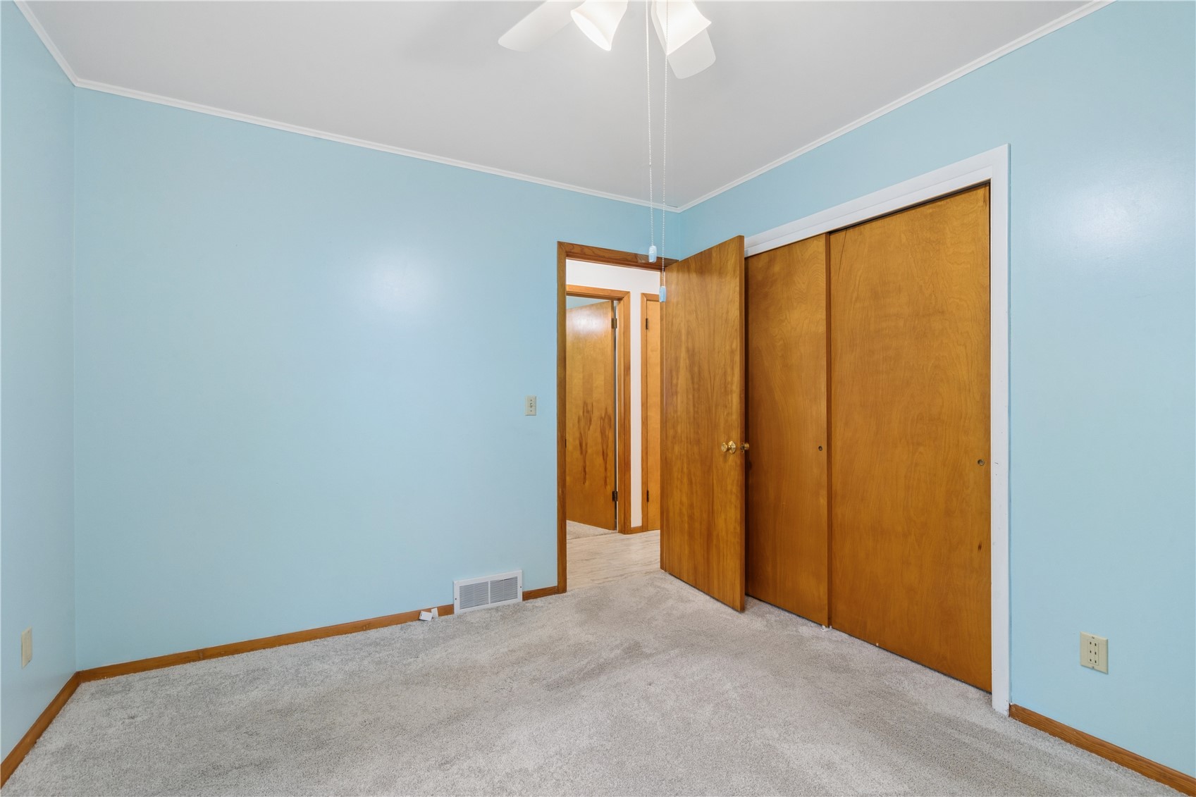 406 W 1st Street Mechanicsville IA 52306