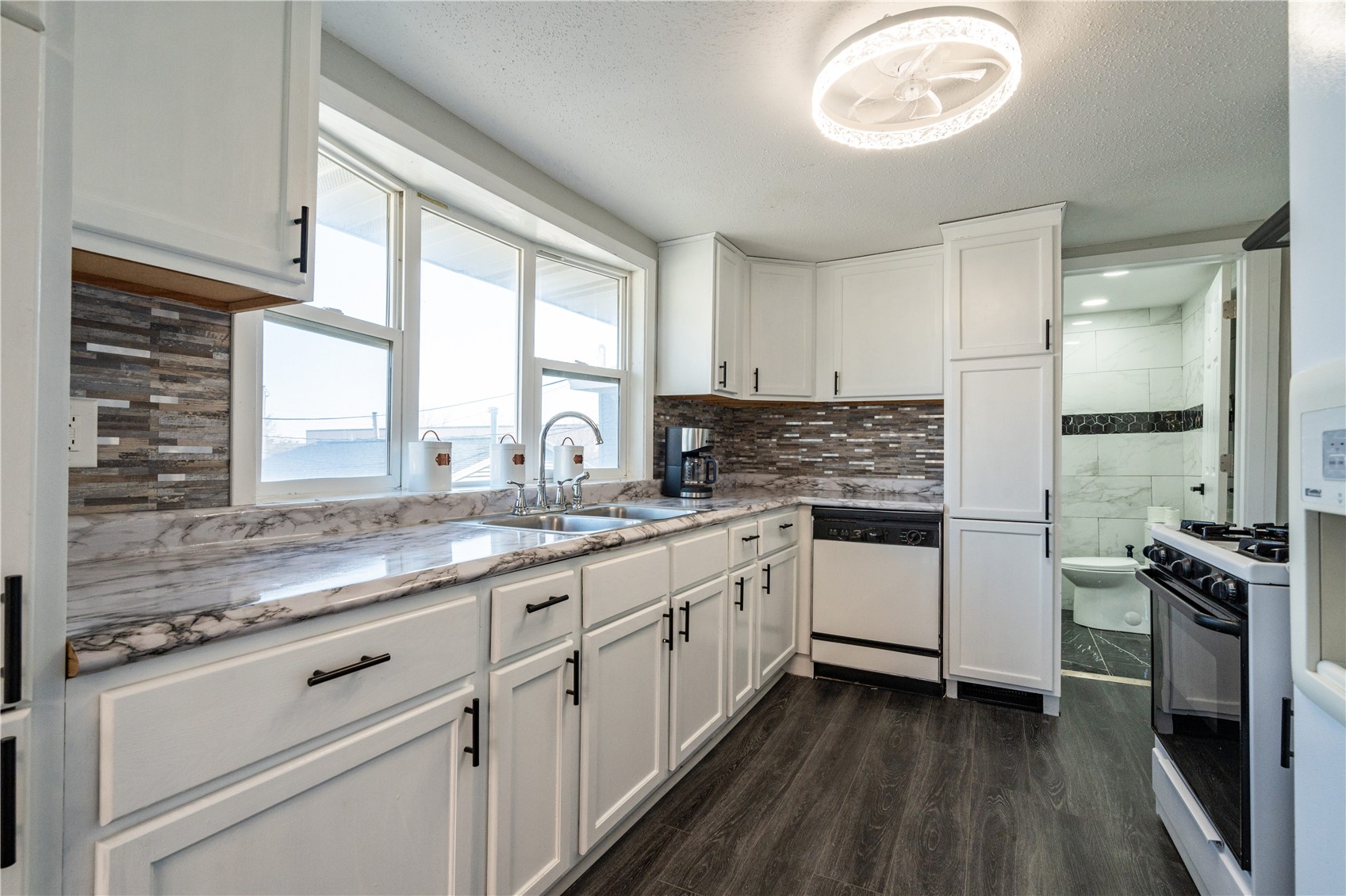 634 16th Avenue SW Cedar Rapids IA 52404