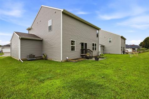 709 Prairie View Drive West Branch IA 52358
