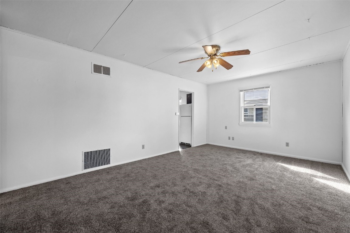 2437 9th Avenue SW Cedar Rapids IA 52404