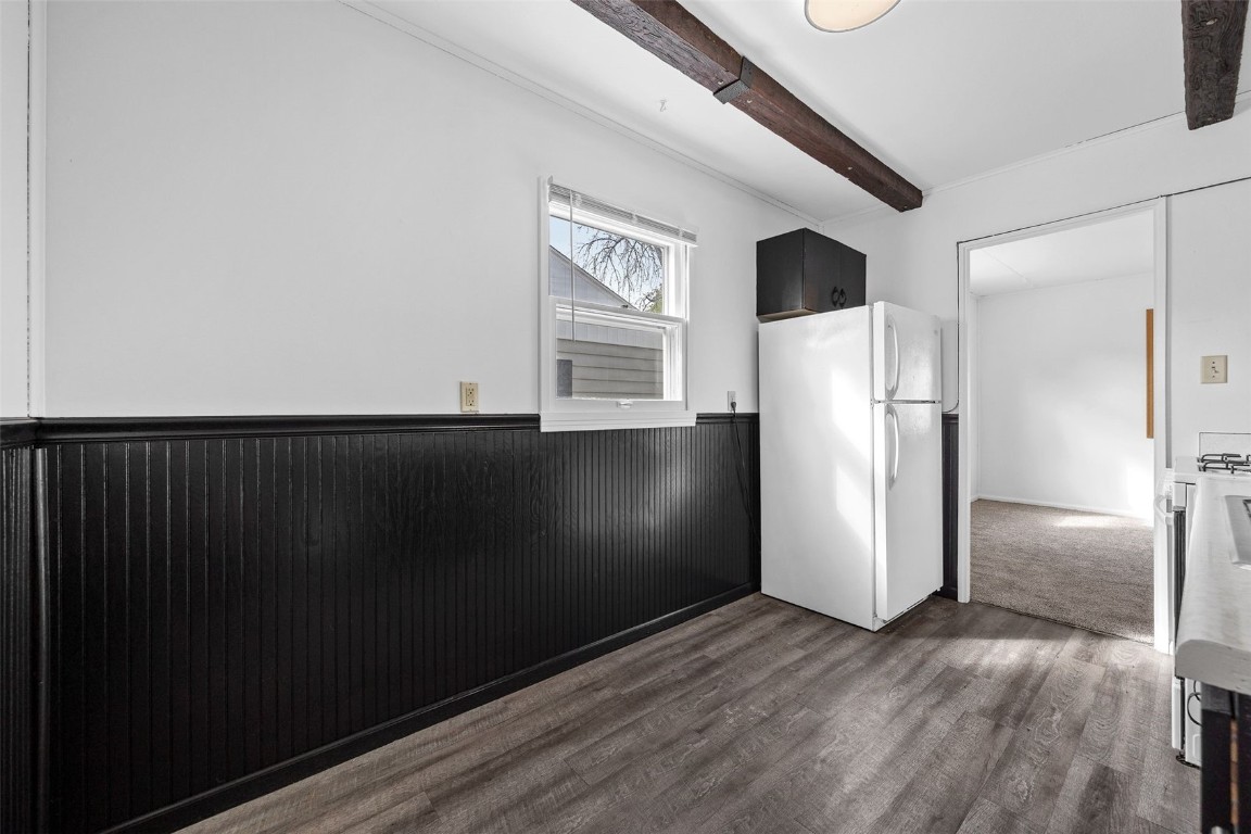 2437 9th Avenue SW Cedar Rapids IA 52404