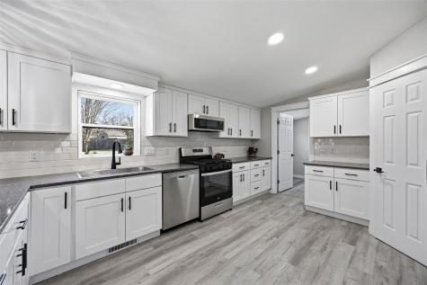 714 Regal Ridge Court Lisbon IA 52253