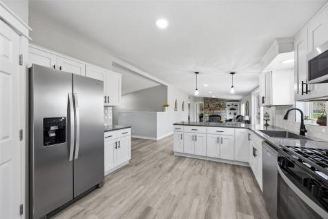 714 Regal Ridge Court Lisbon IA 52253