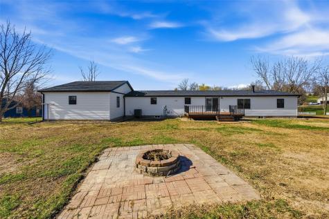 714 Regal Ridge Court Lisbon IA 52253