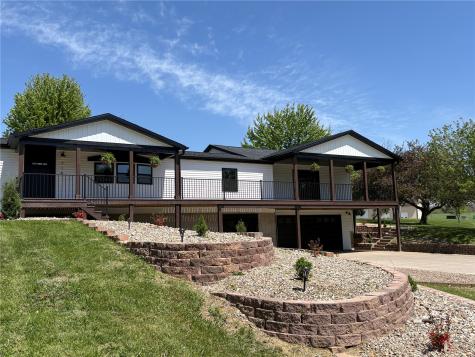 714 Regal Ridge Court Lisbon IA 52253