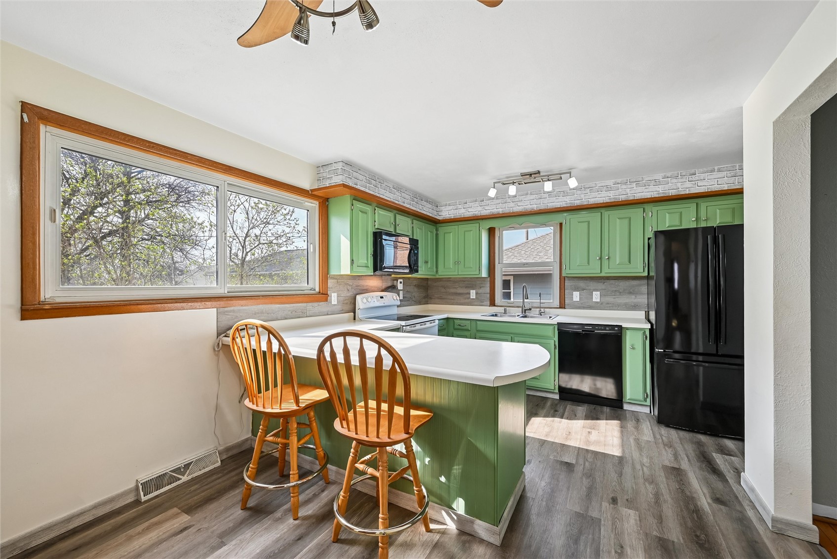 304 South Street Urbana IA 52345