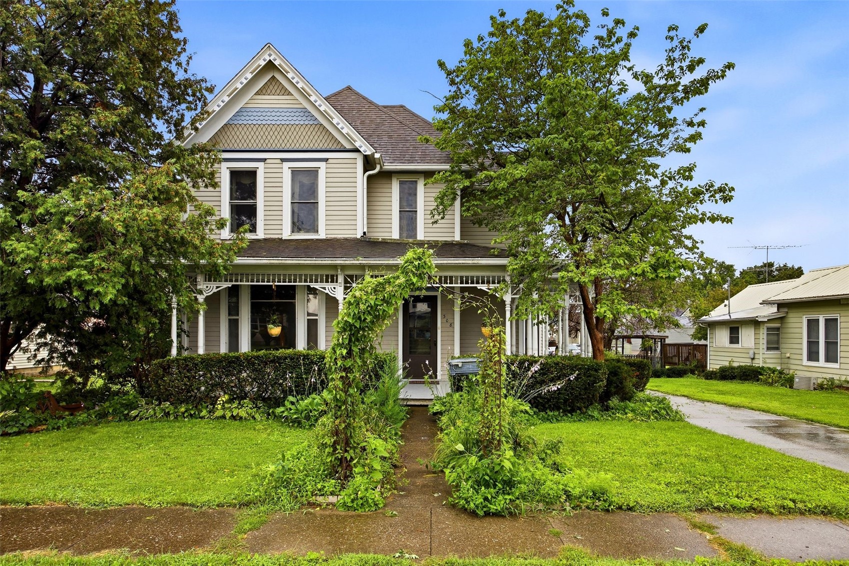 308 E 6th Street West Liberty IA 52776