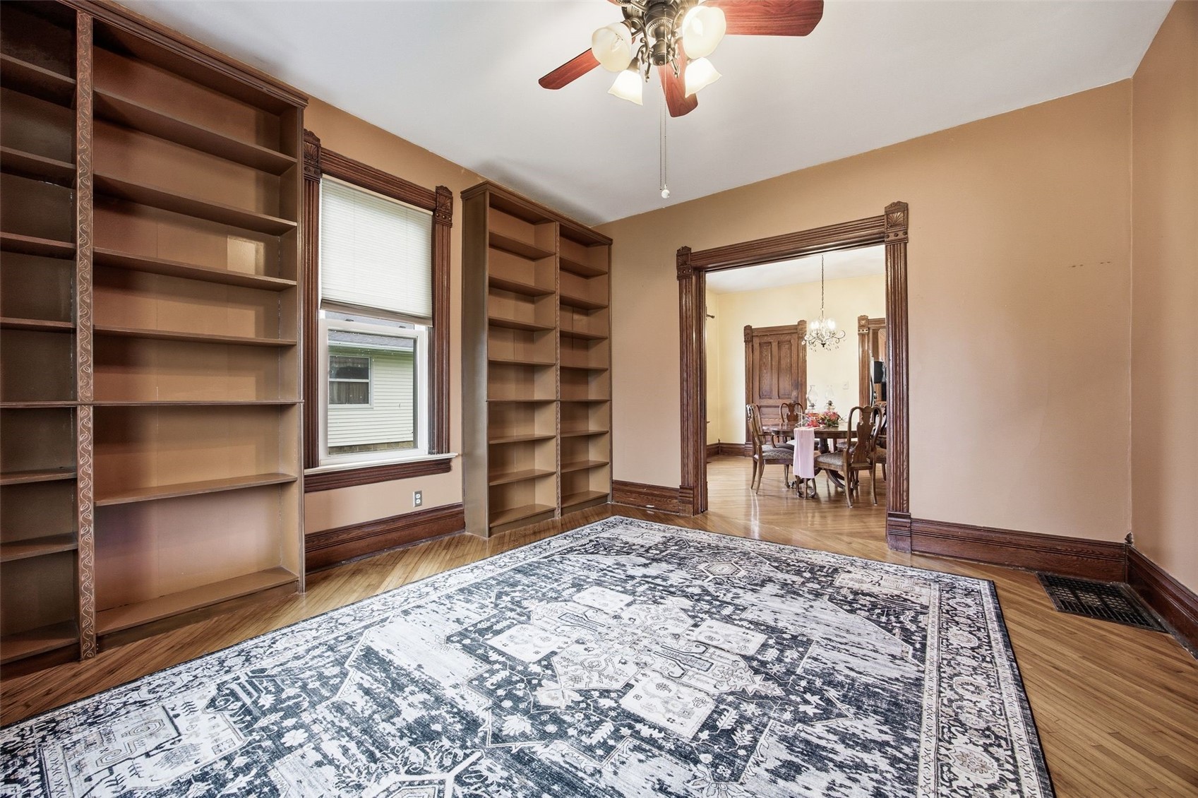 308 E 6th Street West Liberty IA 52776