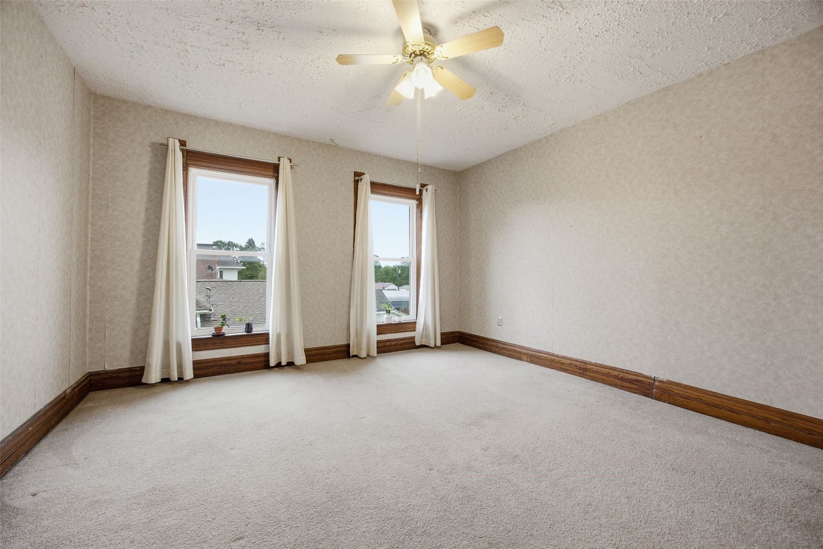 308 E 6th Street West Liberty IA 52776