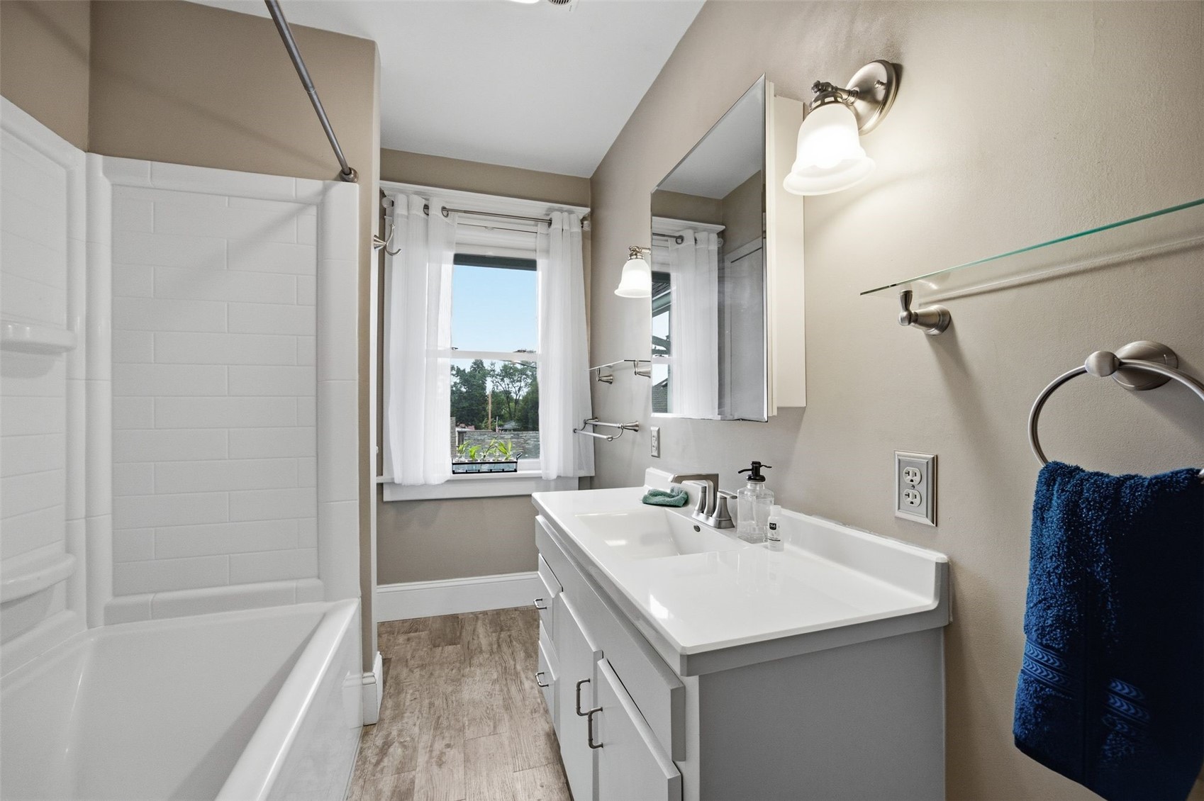 308 E 6th Street West Liberty IA 52776
