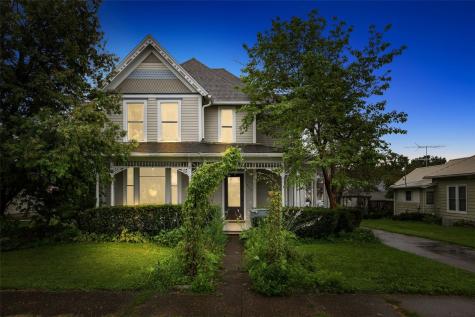 308 E 6th Street West Liberty IA 52776