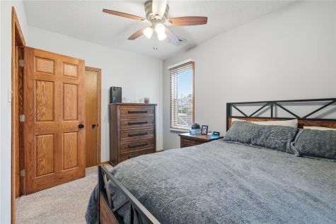 2002 2nd Street SW Cedar Rapids IA 52404