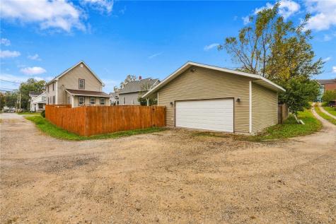 2002 2nd Street SW Cedar Rapids IA 52404