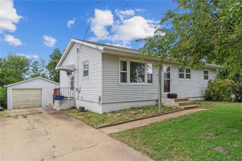 1721 34th Street NE Cedar Rapids IA 52402