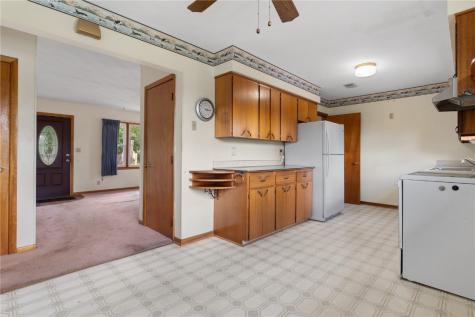 1721 34th Street NE Cedar Rapids IA 52402