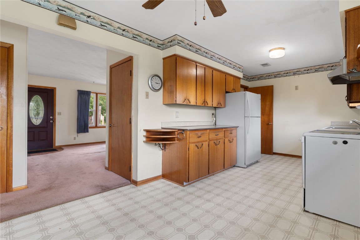1721 34th Street NE Cedar Rapids IA 52402