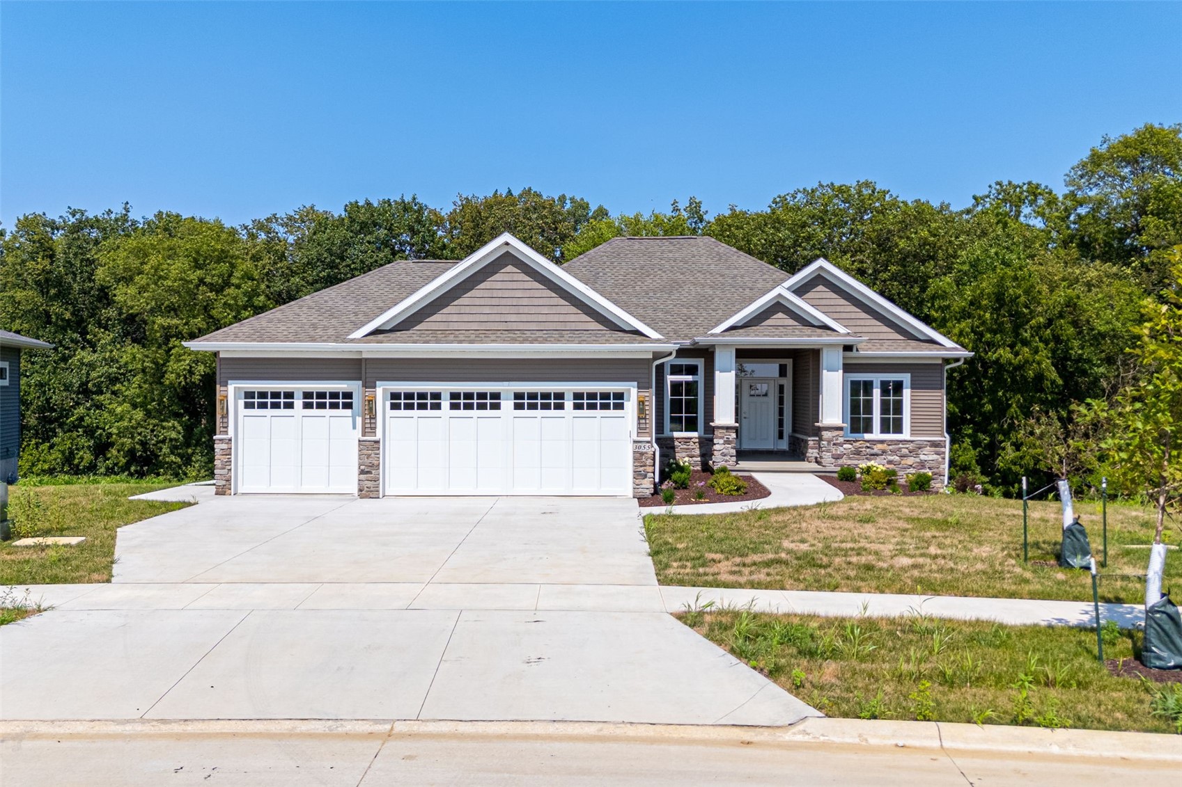 3055 Ridgeview Circle Coralville IA 52241