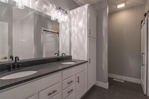 3055 Ridgeview Circle Coralville IA 52241