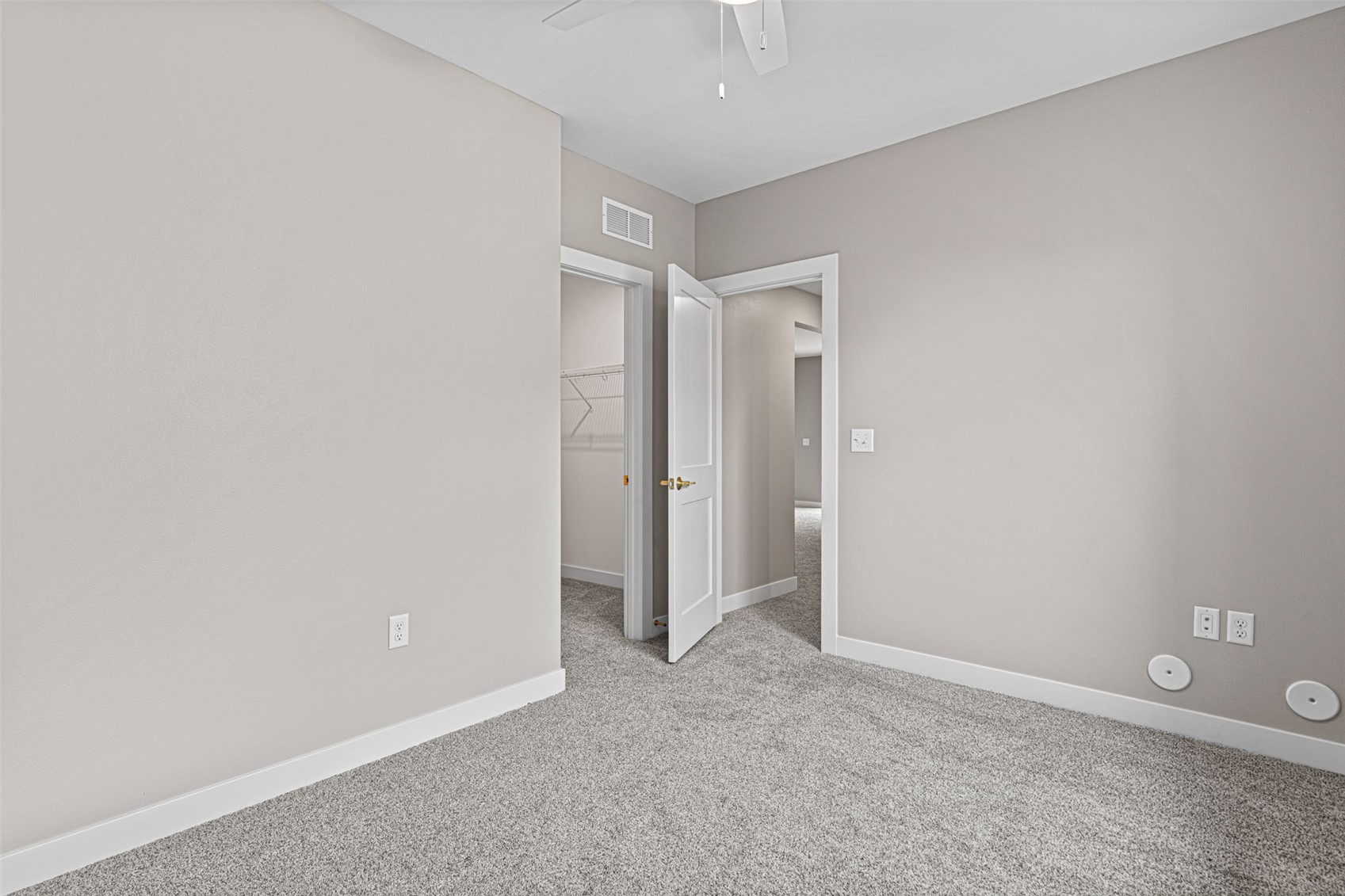 3055 Ridgeview Circle Coralville IA 52241