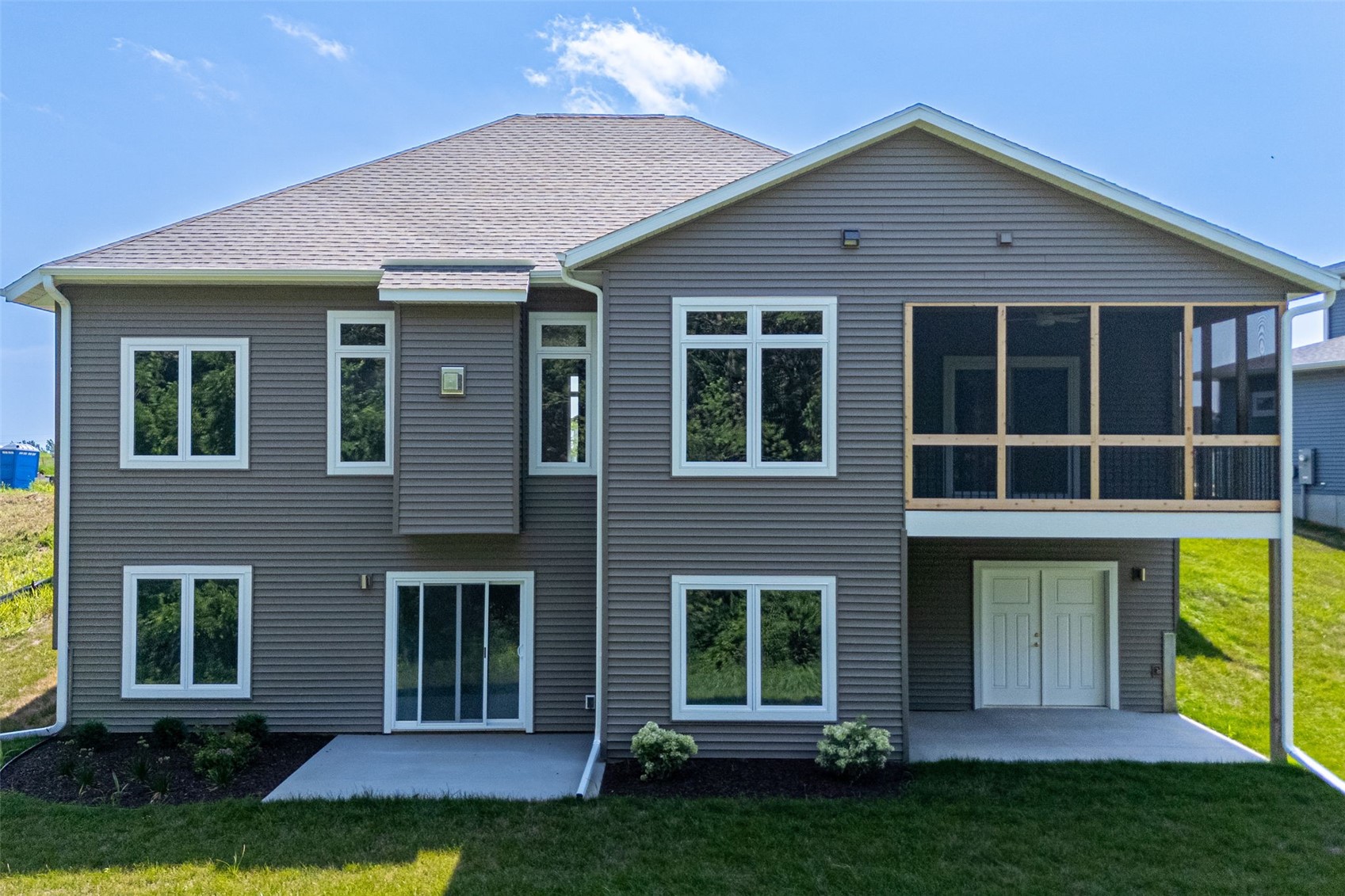 3055 Ridgeview Circle Coralville IA 52241
