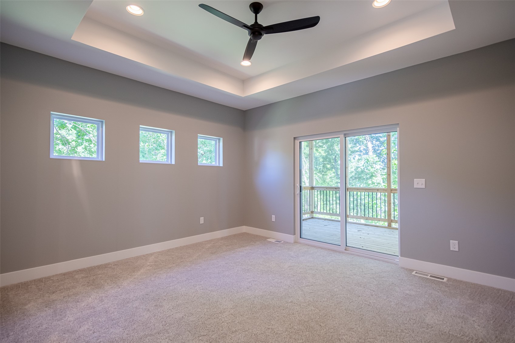 3055 Ridgeview Circle Coralville IA 52241