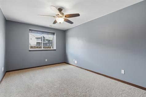 1217 Rolling Glen Drive Marion IA 52302